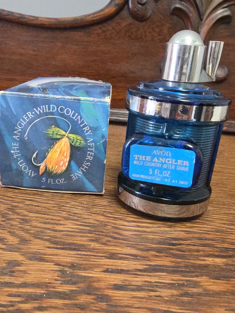 Avon The Angler Wild Country After Shave - Blue and Silver